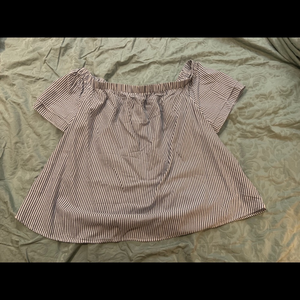 Old Navy Off Shoulder Striped Top NWT